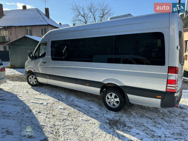 Серый Мерседес Sprinter, объемом двигателя 2.9 л и пробегом 590 тыс. км за 38300 $, фото 10 на Automoto.ua