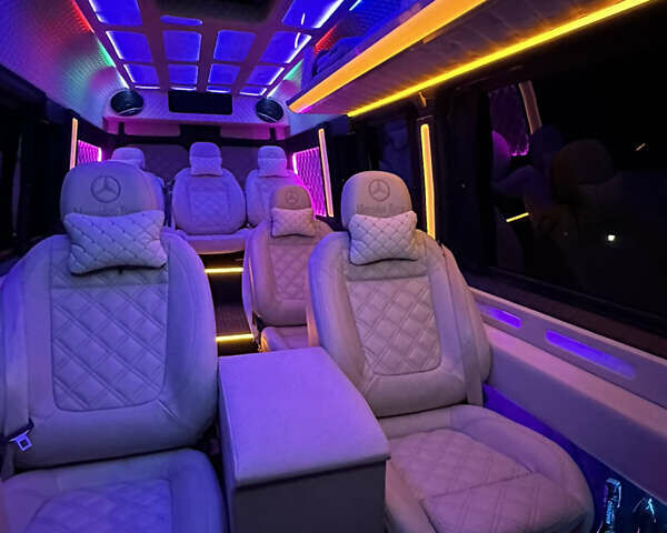 Сірий Мерседес Sprinter, об'ємом двигуна 2.99 л та пробігом 182 тис. км за 45400 $, фото 36 на Automoto.ua