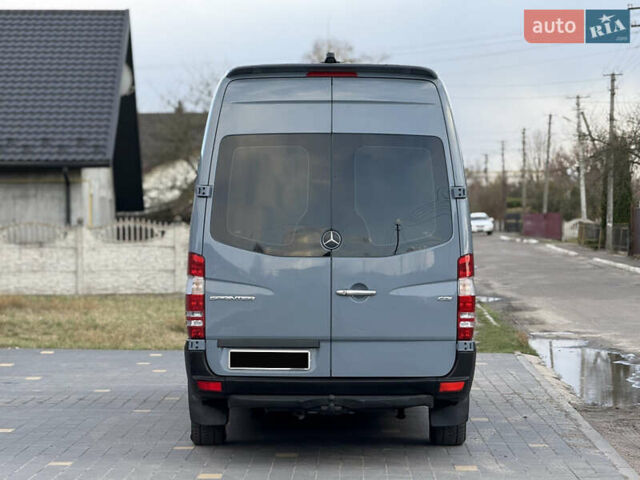 Сірий Мерседес Sprinter, об'ємом двигуна 2.99 л та пробігом 350 тис. км за 43400 $, фото 33 на Automoto.ua