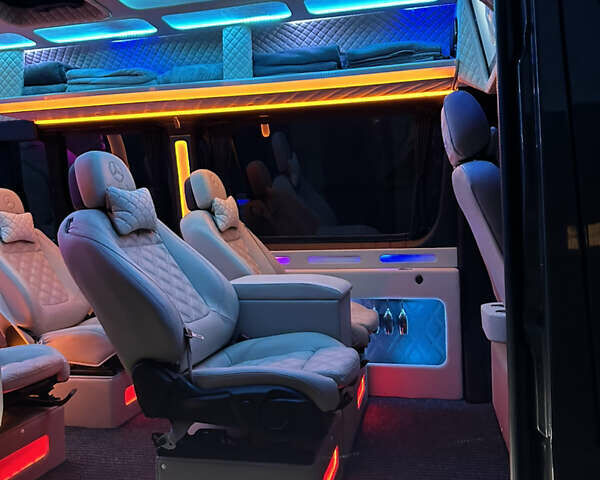 Сірий Мерседес Sprinter, об'ємом двигуна 2.99 л та пробігом 182 тис. км за 45400 $, фото 63 на Automoto.ua