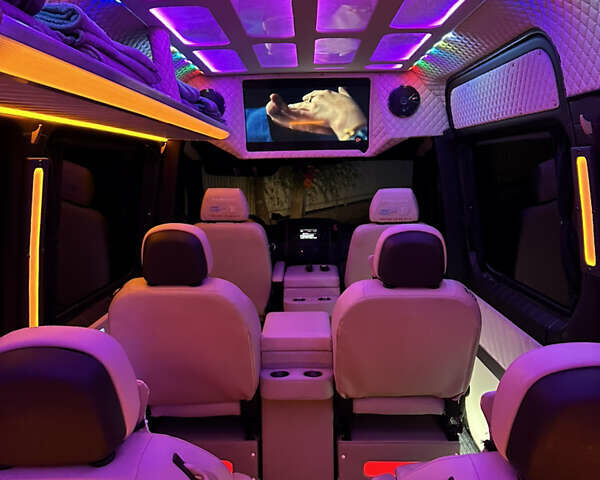 Сірий Мерседес Sprinter, об'ємом двигуна 2.99 л та пробігом 182 тис. км за 45400 $, фото 59 на Automoto.ua