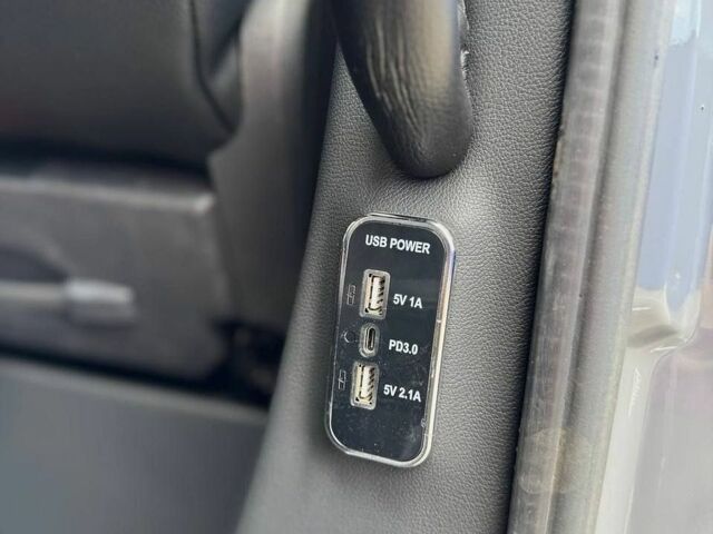 Сірий Мерседес Sprinter, об'ємом двигуна 2.14 л та пробігом 390 тис. км за 43500 $, фото 19 на Automoto.ua