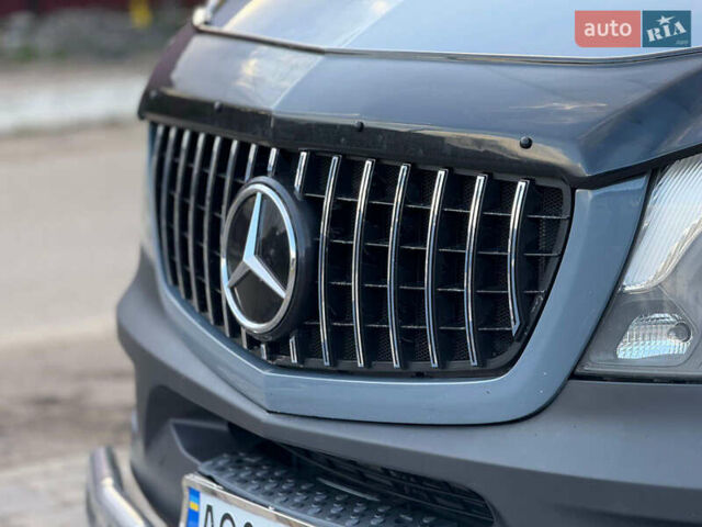 Сірий Мерседес Sprinter, об'ємом двигуна 2.99 л та пробігом 350 тис. км за 43400 $, фото 9 на Automoto.ua