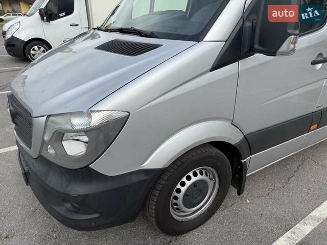 Сірий Мерседес Sprinter, об'ємом двигуна 2.14 л та пробігом 43 тис. км за 46000 $, фото 4 на Automoto.ua