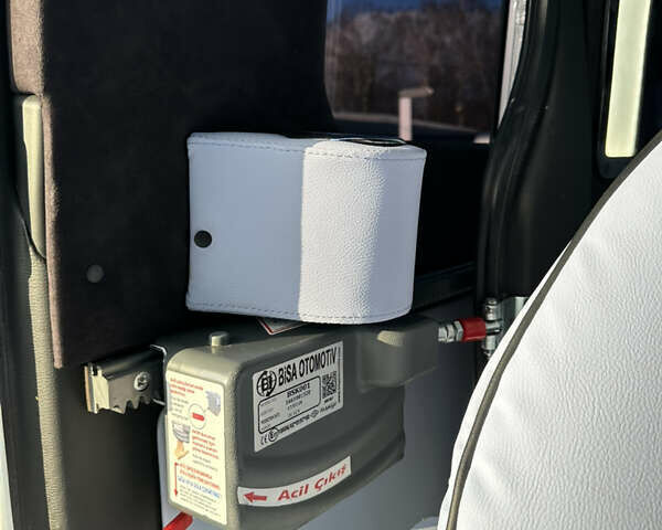 Сірий Мерседес Sprinter, об'ємом двигуна 2.14 л та пробігом 310 тис. км за 50900 $, фото 14 на Automoto.ua