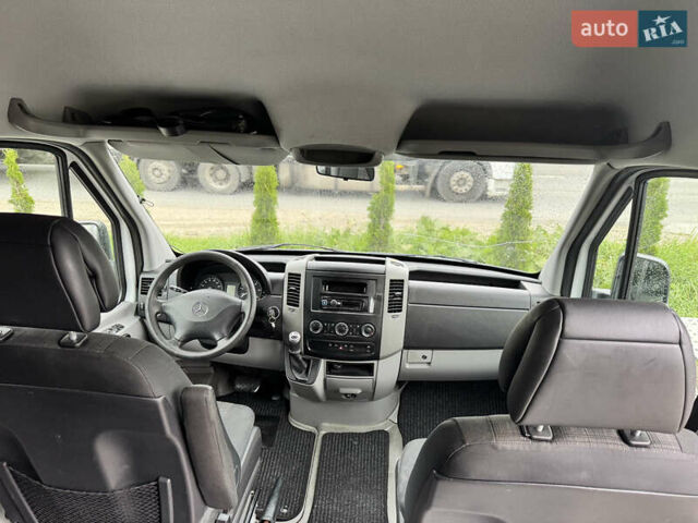 Серый Мерседес Sprinter, объемом двигателя 2.2 л и пробегом 650 тыс. км за 21500 $, фото 24 на Automoto.ua