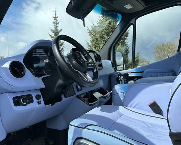 Сірий Мерседес Sprinter, об'ємом двигуна 2.14 л та пробігом 310 тис. км за 50900 $, фото 27 на Automoto.ua