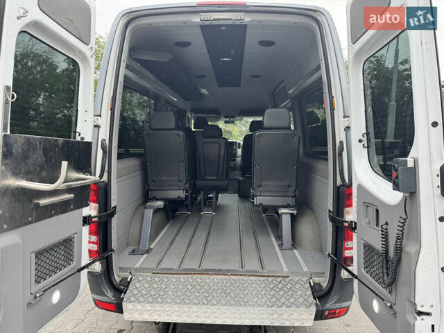 Серый Мерседес Sprinter, объемом двигателя 2.2 л и пробегом 650 тыс. км за 21500 $, фото 16 на Automoto.ua