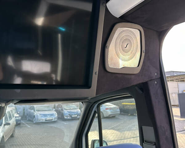 Сірий Мерседес Sprinter, об'ємом двигуна 2.14 л та пробігом 310 тис. км за 50900 $, фото 18 на Automoto.ua