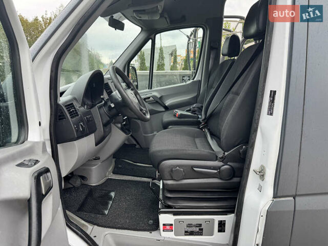 Серый Мерседес Sprinter, объемом двигателя 2.2 л и пробегом 650 тыс. км за 21500 $, фото 32 на Automoto.ua