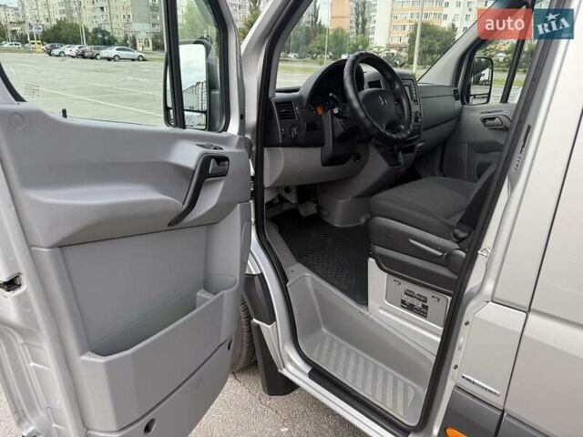 Сірий Мерседес Sprinter, об'ємом двигуна 2.14 л та пробігом 43 тис. км за 46000 $, фото 28 на Automoto.ua