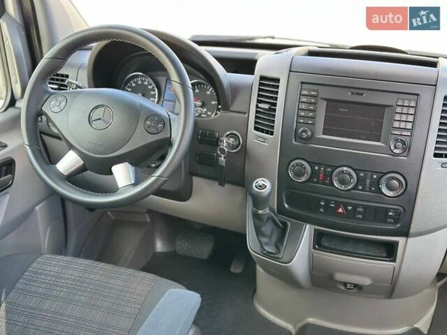 Серый Мерседес Sprinter, объемом двигателя 2.14 л и пробегом 7 тыс. км за 44900 $, фото 5 на Automoto.ua