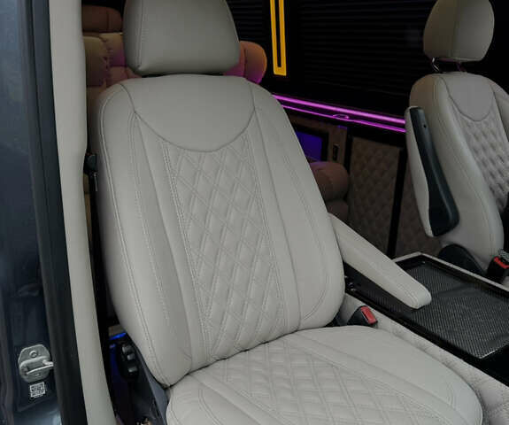 Серый Мерседес Sprinter, объемом двигателя 2.14 л и пробегом 258 тыс. км за 65000 $, фото 15 на Automoto.ua