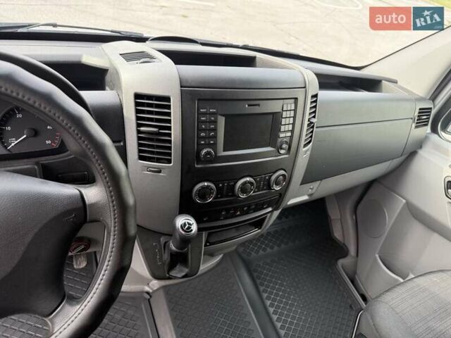 Сірий Мерседес Sprinter, об'ємом двигуна 2.14 л та пробігом 43 тис. км за 46000 $, фото 34 на Automoto.ua