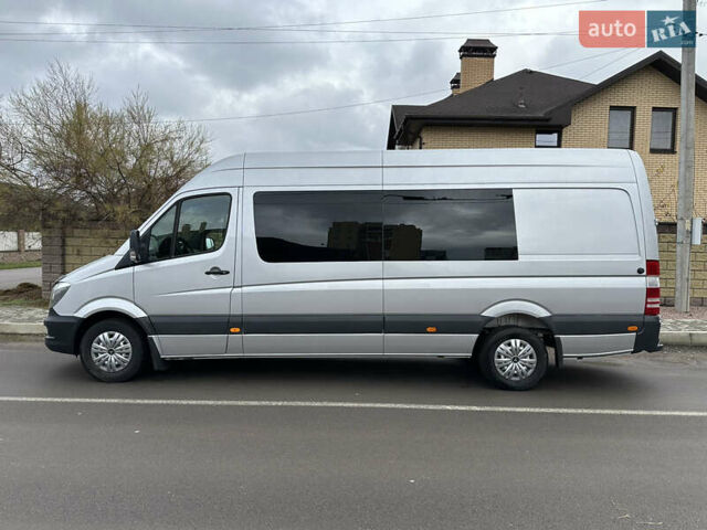 Серый Мерседес Sprinter, объемом двигателя 2.2 л и пробегом 113 тыс. км за 48000 $, фото 4 на Automoto.ua