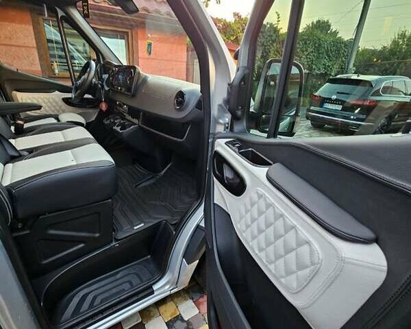 Серый Мерседес Sprinter, объемом двигателя 2.1 л и пробегом 237 тыс. км за 41500 $, фото 30 на Automoto.ua