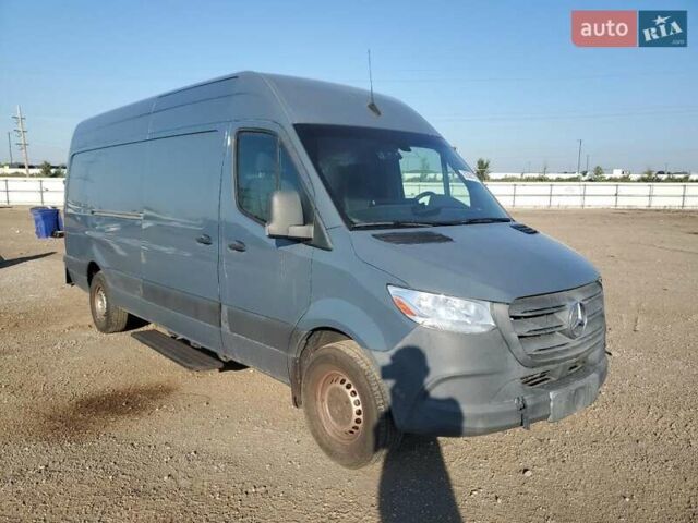 Серый Мерседес Sprinter, объемом двигателя 3 л и пробегом 129 тыс. км за 10000 $, фото 3 на Automoto.ua