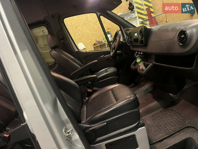 Серый Мерседес Sprinter, объемом двигателя 3 л и пробегом 2 тыс. км за 31923 $, фото 11 на Automoto.ua