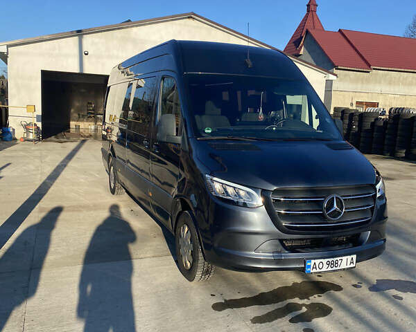 Серый Мерседес Sprinter, объемом двигателя 0 л и пробегом 292 тыс. км за 39000 $, фото 14 на Automoto.ua