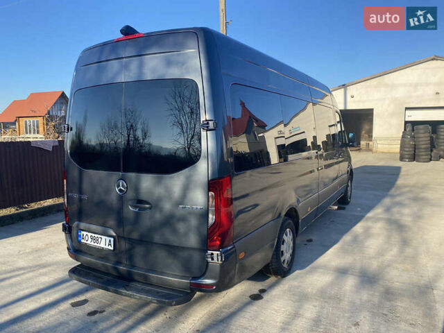 Серый Мерседес Sprinter, объемом двигателя 0 л и пробегом 292 тыс. км за 39000 $, фото 9 на Automoto.ua