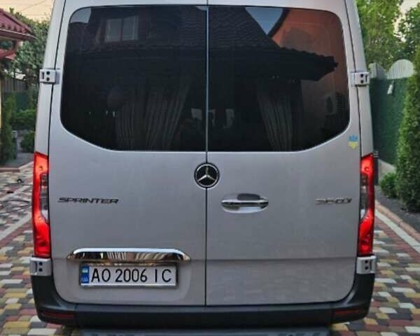 Серый Мерседес Sprinter, объемом двигателя 2.1 л и пробегом 237 тыс. км за 41500 $, фото 14 на Automoto.ua