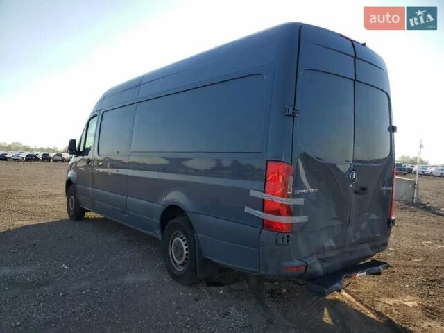 Серый Мерседес Sprinter, объемом двигателя 3 л и пробегом 129 тыс. км за 10000 $, фото 1 на Automoto.ua