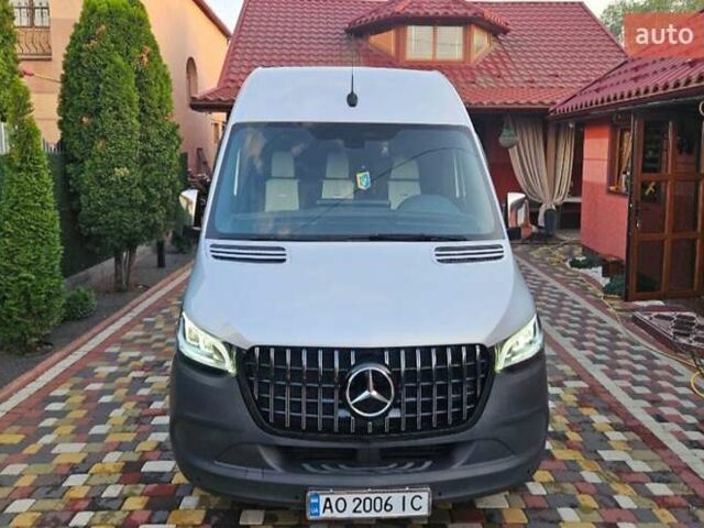Серый Мерседес Sprinter, объемом двигателя 2.1 л и пробегом 237 тыс. км за 41500 $, фото 7 на Automoto.ua
