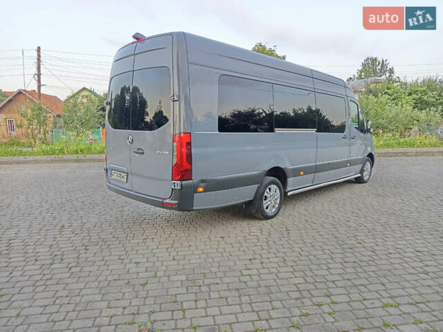 Серый Мерседес Sprinter, объемом двигателя 2.14 л и пробегом 622 тыс. км за 34399 $, фото 4 на Automoto.ua