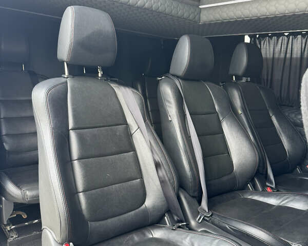 Серый Мерседес Sprinter, объемом двигателя 2.99 л и пробегом 246 тыс. км за 62000 $, фото 16 на Automoto.ua