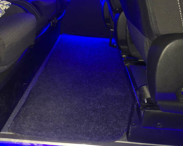 Серый Мерседес Sprinter, объемом двигателя 0 л и пробегом 292 тыс. км за 39000 $, фото 46 на Automoto.ua