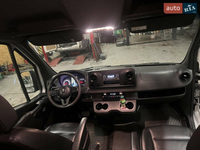 Серый Мерседес Sprinter, объемом двигателя 3 л и пробегом 2 тыс. км за 31923 $, фото 10 на Automoto.ua