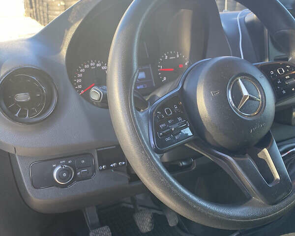 Серый Мерседес Sprinter, объемом двигателя 0 л и пробегом 292 тыс. км за 39000 $, фото 30 на Automoto.ua
