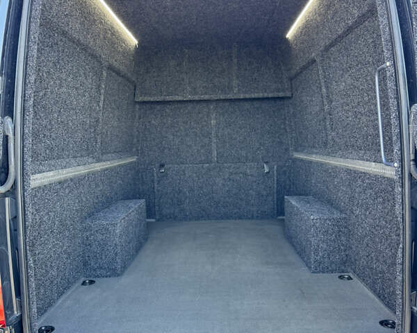 Мерседес Sprinter 2020 в Коломые на Automoto.ua Серый Мерседес Sprinter, объемом двигателя 2.99 л и пробегом 212 тыс. км за 62500 $, фото 23 на Automoto.ua