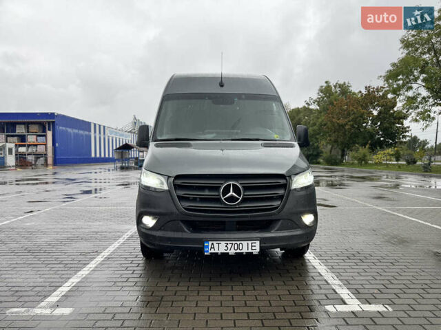 Сірий Мерседес Sprinter, об'ємом двигуна 2.99 л та пробігом 249 тис. км за 49999 $, фото 1 на Automoto.ua