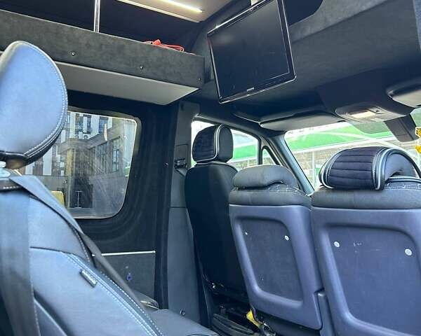 Сірий Мерседес Sprinter, об'ємом двигуна 2.14 л та пробігом 516 тис. км за 34200 $, фото 16 на Automoto.ua