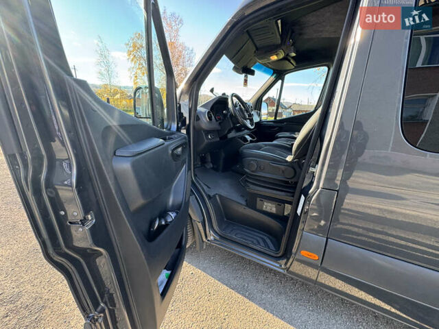 Мерседес Sprinter 2020 в Коломые на Automoto.ua Серый Мерседес Sprinter, объемом двигателя 2.99 л и пробегом 212 тыс. км за 62500 $, фото 21 на Automoto.ua