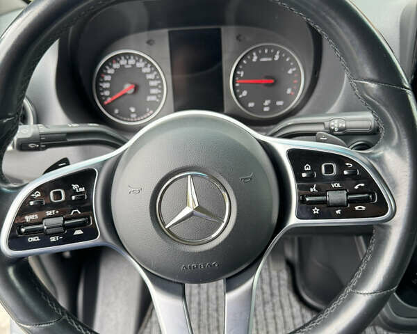 Серый Мерседес Sprinter, объемом двигателя 2.99 л и пробегом 190 тыс. км за 55900 $, фото 12 на Automoto.ua