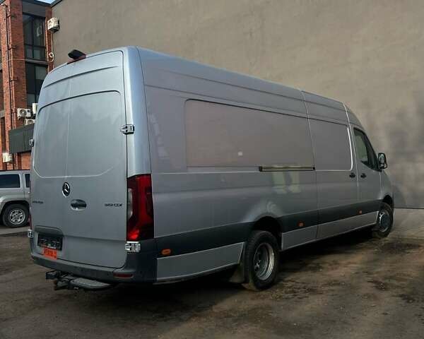 Серый Мерседес Sprinter, объемом двигателя 2.99 л и пробегом 398 тыс. км за 62401 $, фото 25 на Automoto.ua