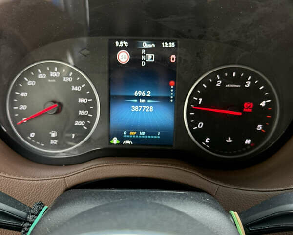 Сірий Мерседес Sprinter, об'ємом двигуна 2.99 л та пробігом 387 тис. км за 70872 $, фото 45 на Automoto.ua