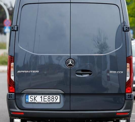 Серый Мерседес Sprinter, объемом двигателя 3 л и пробегом 135 тыс. км за 49900 $, фото 15 на Automoto.ua