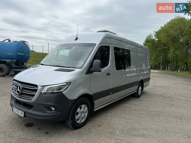 Серый Мерседес Sprinter, объемом двигателя 2.99 л и пробегом 387 тыс. км за 76721 $, фото 3 на Automoto.ua