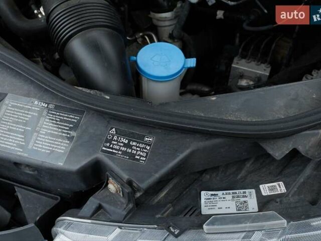 Серый Мерседес Sprinter, объемом двигателя 3 л и пробегом 135 тыс. км за 49900 $, фото 35 на Automoto.ua