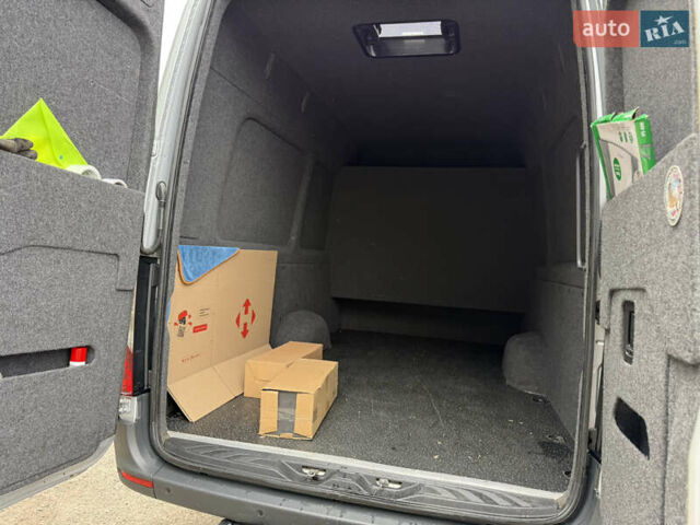 Сірий Мерседес Sprinter, об'ємом двигуна 2.99 л та пробігом 387 тис. км за 70872 $, фото 16 на Automoto.ua