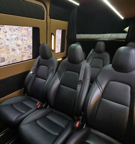 Сірий Мерседес Sprinter, об'ємом двигуна 2 л та пробігом 500 тис. км за 37500 $, фото 16 на Automoto.ua