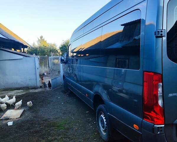 Серый Мерседес Sprinter, объемом двигателя 2 л и пробегом 73 тыс. км за 33362 $, фото 8 на Automoto.ua