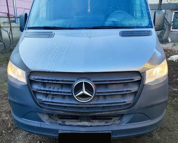 Серый Мерседес Sprinter, объемом двигателя 2 л и пробегом 73 тыс. км за 33362 $, фото 10 на Automoto.ua