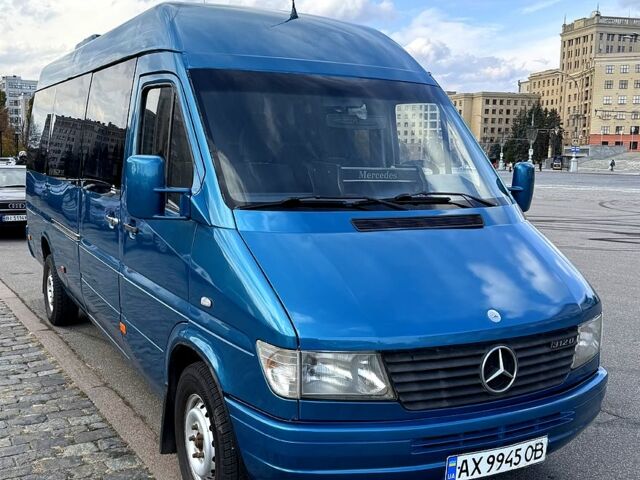 Мерседес Sprinter 1998 в Харькове на Automoto.ua Синий Мерседес Sprinter, объемом двигателя 2.9 л и пробегом 500 тыс. км за 9600 $, фото 1 на Automoto.ua