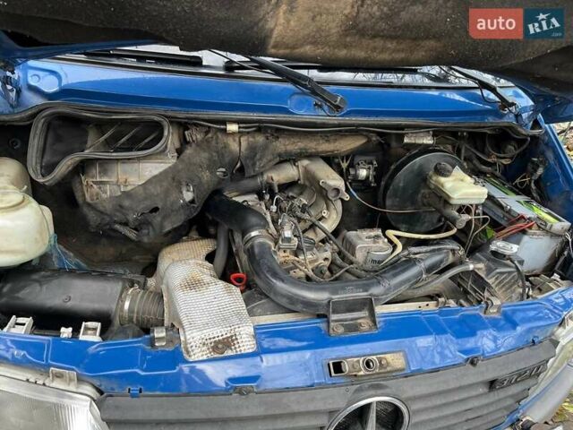 Синий Мерседес Sprinter, объемом двигателя 2.87 л и пробегом 4 тыс. км за 9000 $, фото 5 на Automoto.ua