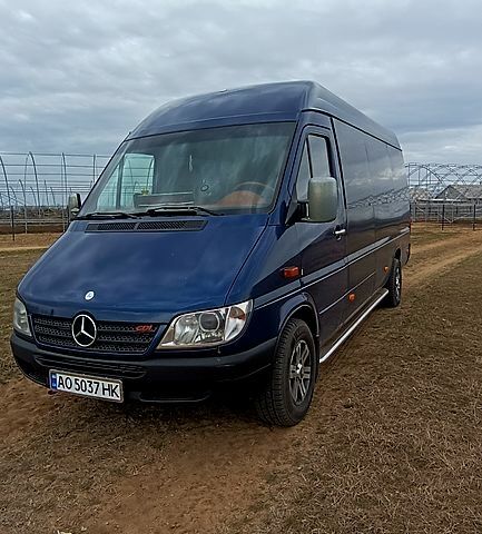 Синий Мерседес Sprinter, объемом двигателя 22 л и пробегом 0 тыс. км за 9600 $, фото 7 на Automoto.ua