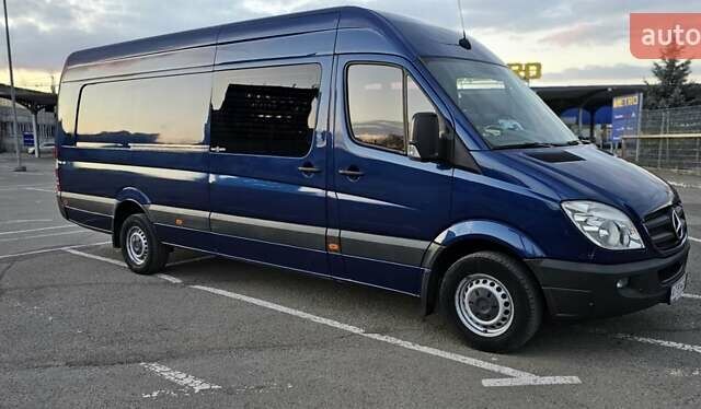 Синий Мерседес Sprinter, объемом двигателя 3 л и пробегом 652 тыс. км за 22500 $, фото 9 на Automoto.ua